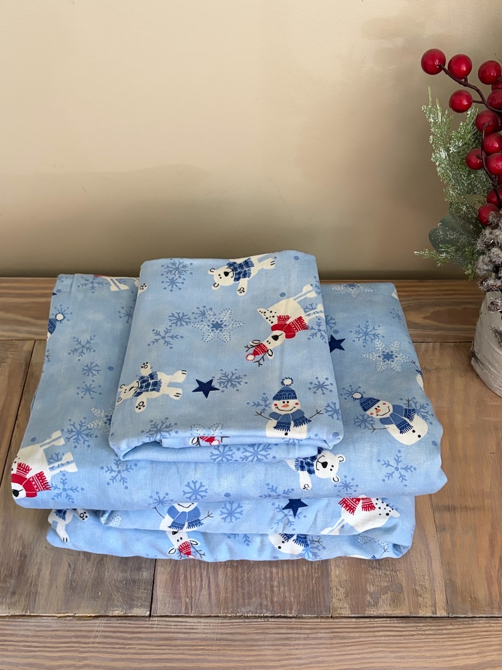 Winter/Christmas Polar Bear, Reindeer, Snowman Twin Bedding Set ☃️